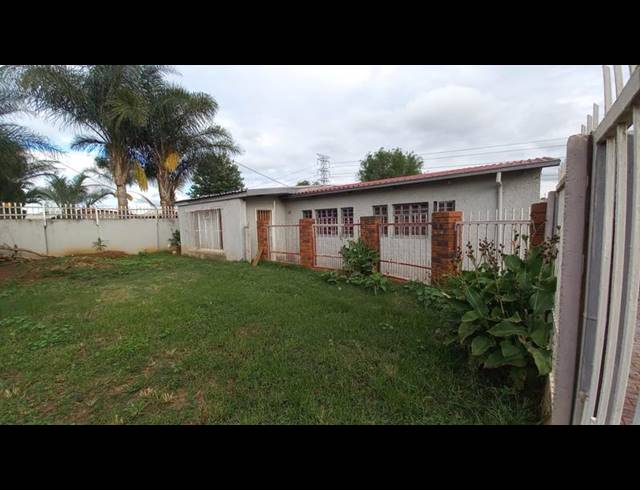 4 BEDROOM HOUSE FOR SALE IN DANVILLE